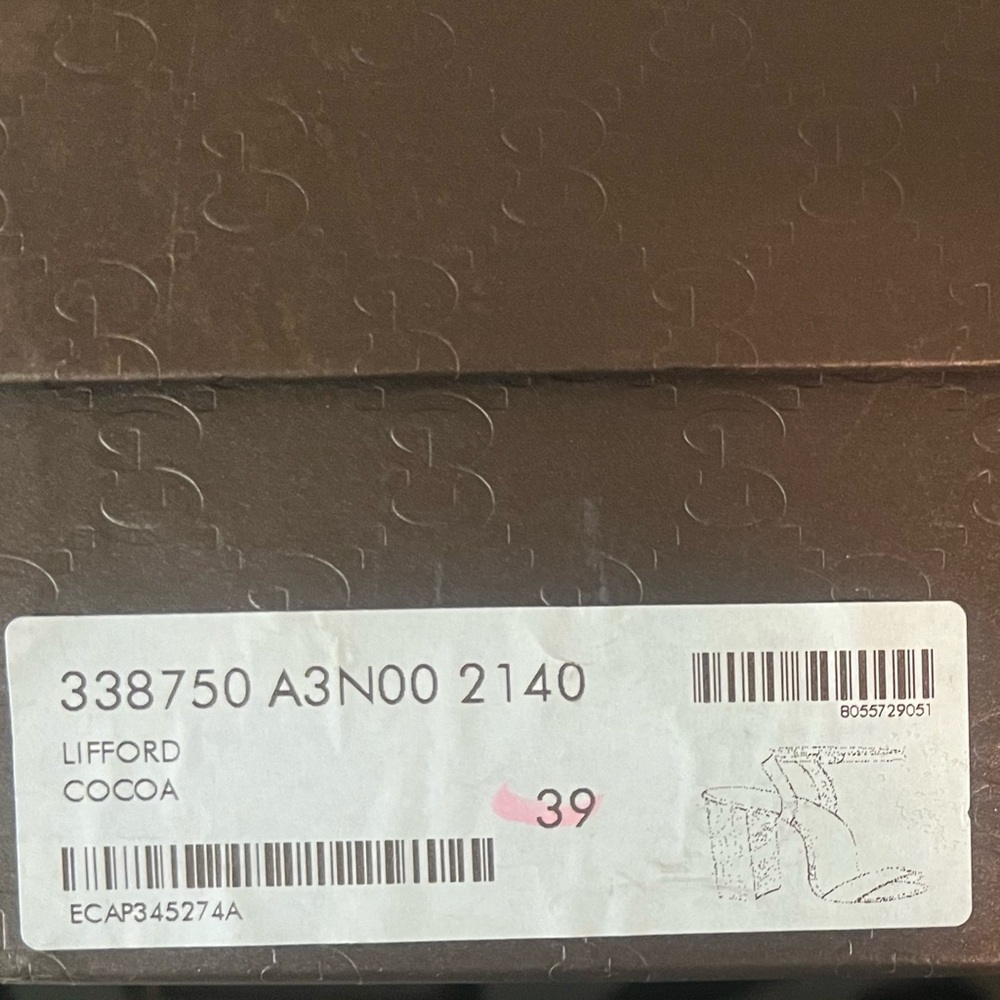 Gucci Lifford Strappy Sandal. BROWN, size 39. With box